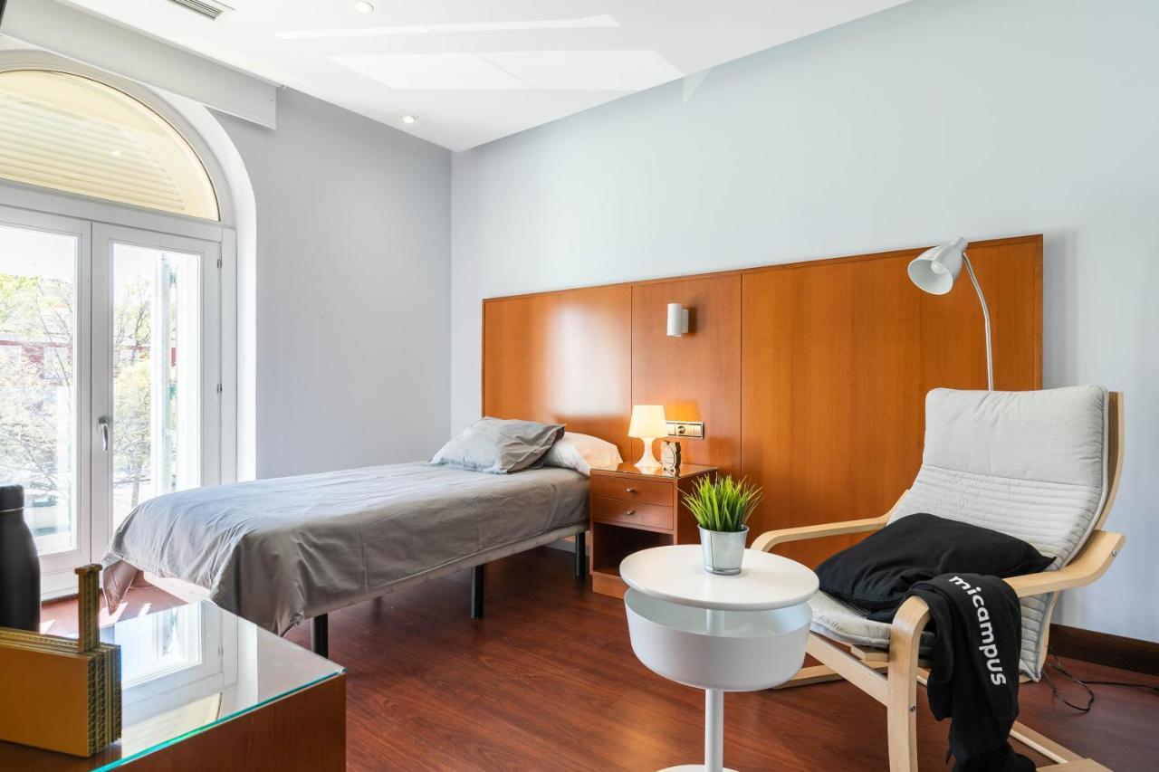 Micampus Aranjuez Apartment Bagian luar foto